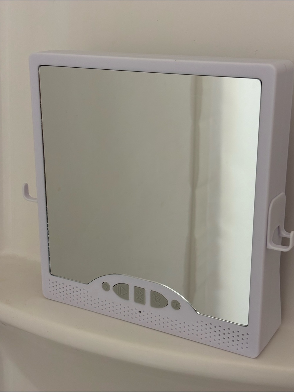 love•ellie 'Meet Brigette' Multi-Mirror with Bluetooth - Picture 6 of 10